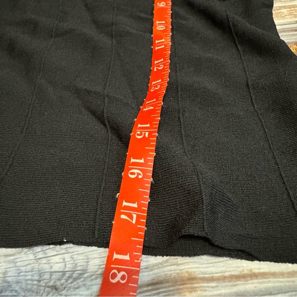 360 Sweater Italian Yarn Knit Short Sleeve Crop Length Top Black Sz XS - Picture 8 of 8